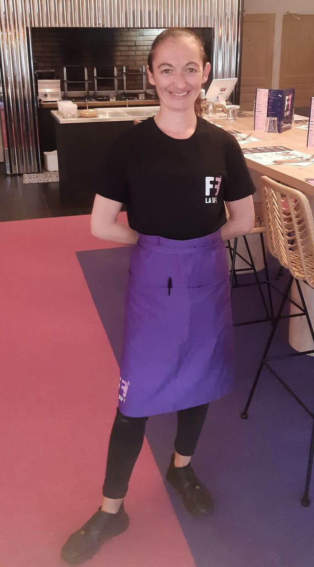 Laëtitia, Serveuse en Salle