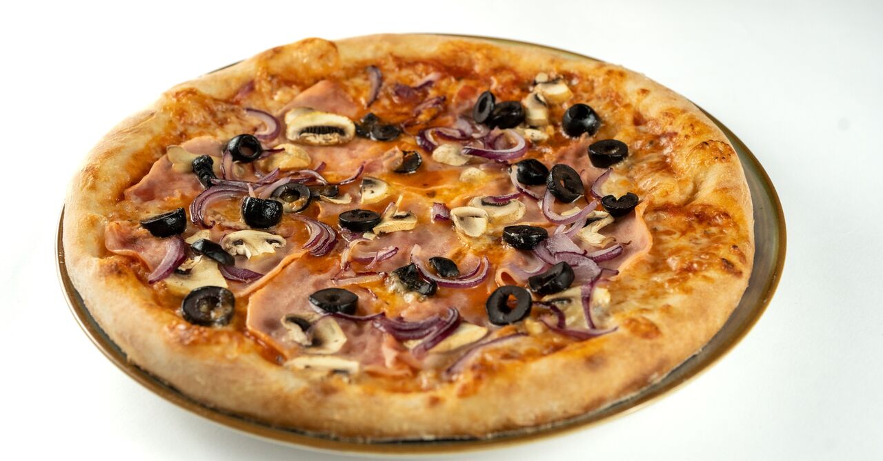 Pizza Capricioasa 