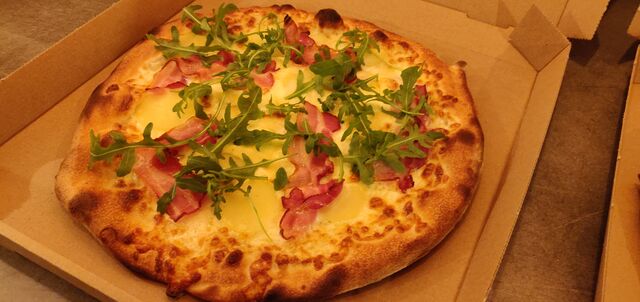 La pizza Mont d'or (dispo pendant toute la saison hivernale)