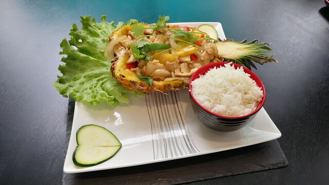 Ô SUSHI & WOK
131 boulevard de la République
83000 Toulon
Tél 09 53 65 41 84 