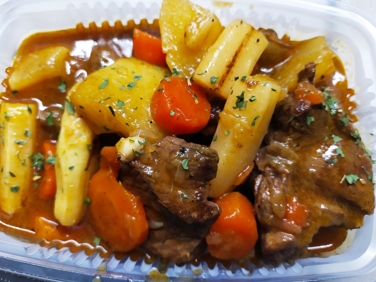 RAGOÛT D'AGNEAU AUX ASPERGES