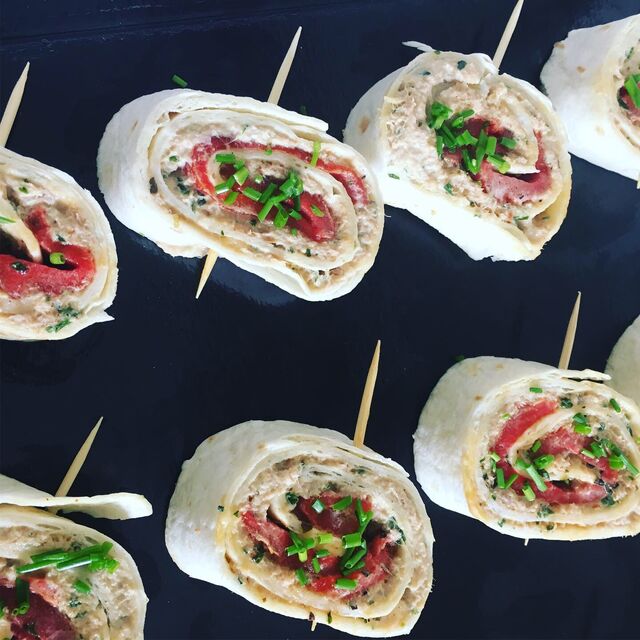 Minis Wraps au thon et poivrons marinés