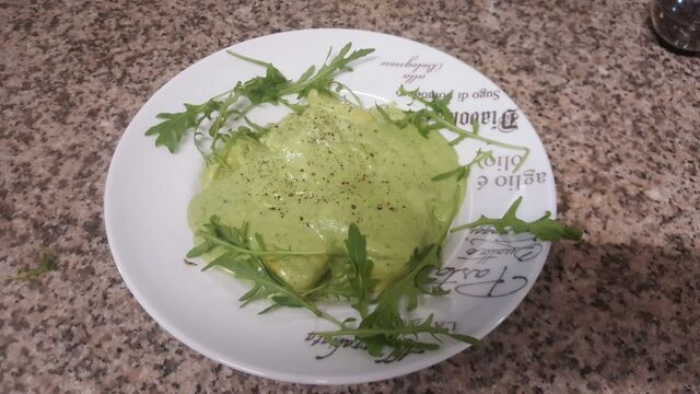 Tortelloni con Crema di broccoli 