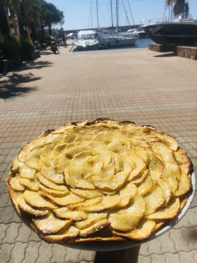 Tarte fine aux pommes maison
