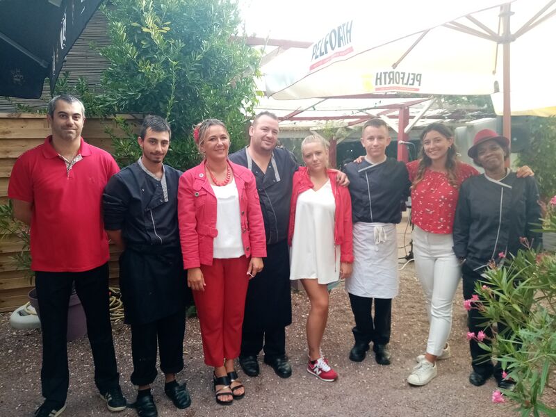 L'équipe des terrasses pour la soirée cubaine 