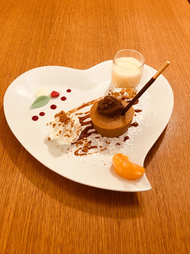 Moelleux à la chataigne ; crème anglaise