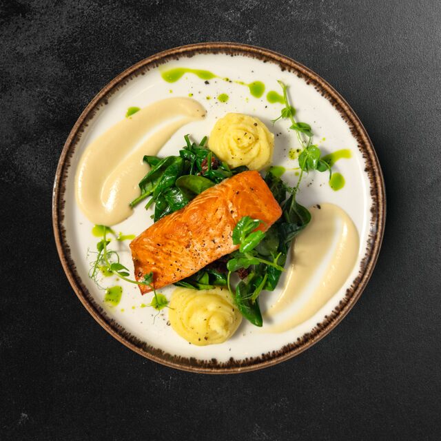 FILET Z ŁOSOSIA | SALMON FILLET