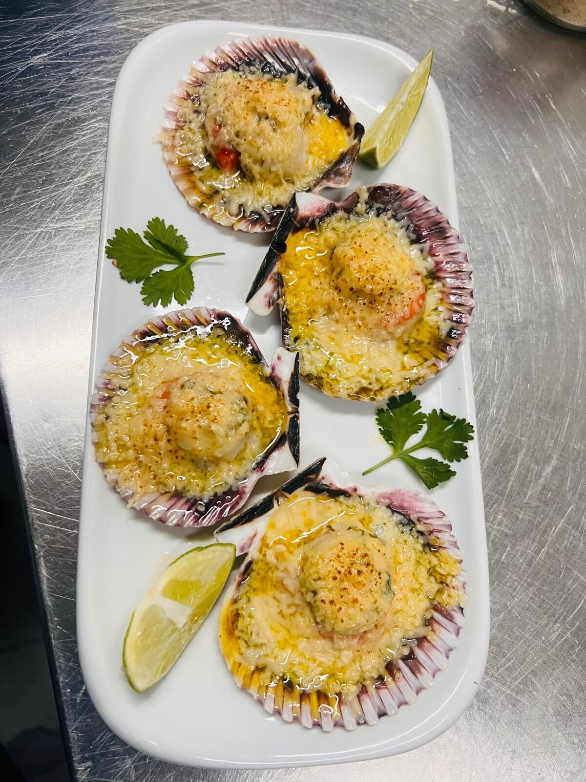 VIEIRAS A LA PARMESANA