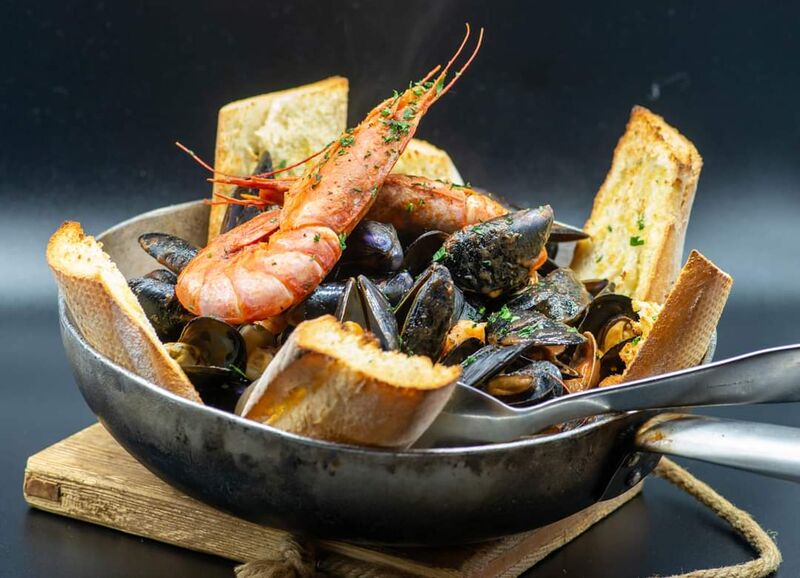 Padellata di pesce su ordinazione