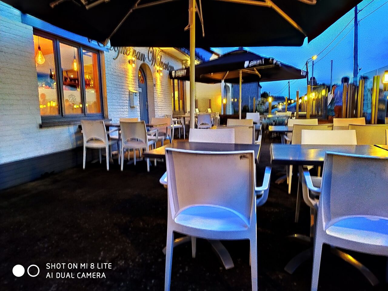 Nieuw voor terras waar je ook kan eten zonder het leuke geroezemoes van onze jongste klantjes ! 😉