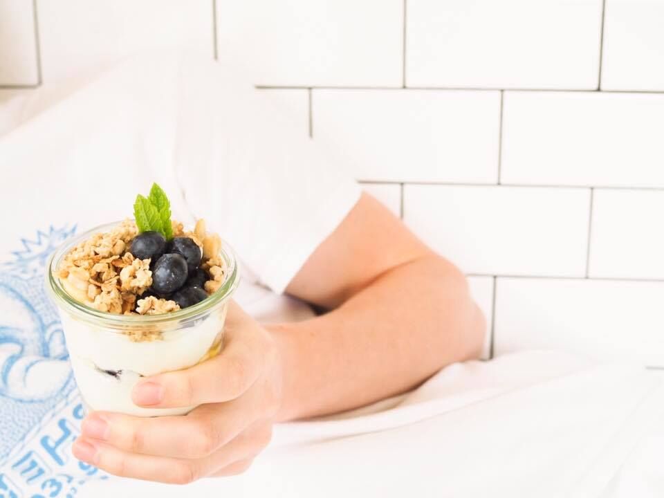Crispy blueberry joghurt