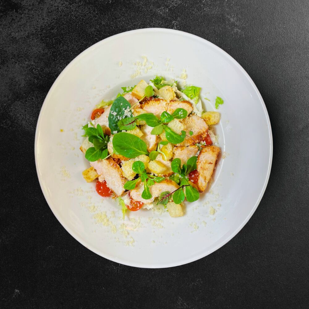 SAŁATKA Z KURCZAKIEM | SALAD WITH CHICKEN