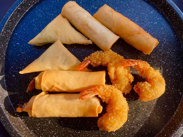 Nems crevettes ,Nems legumes,Samoussa boeuf,beignet de crevette