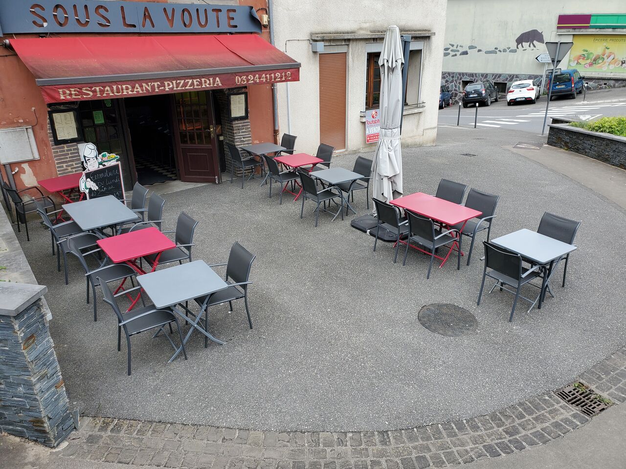 LA TERRASSE