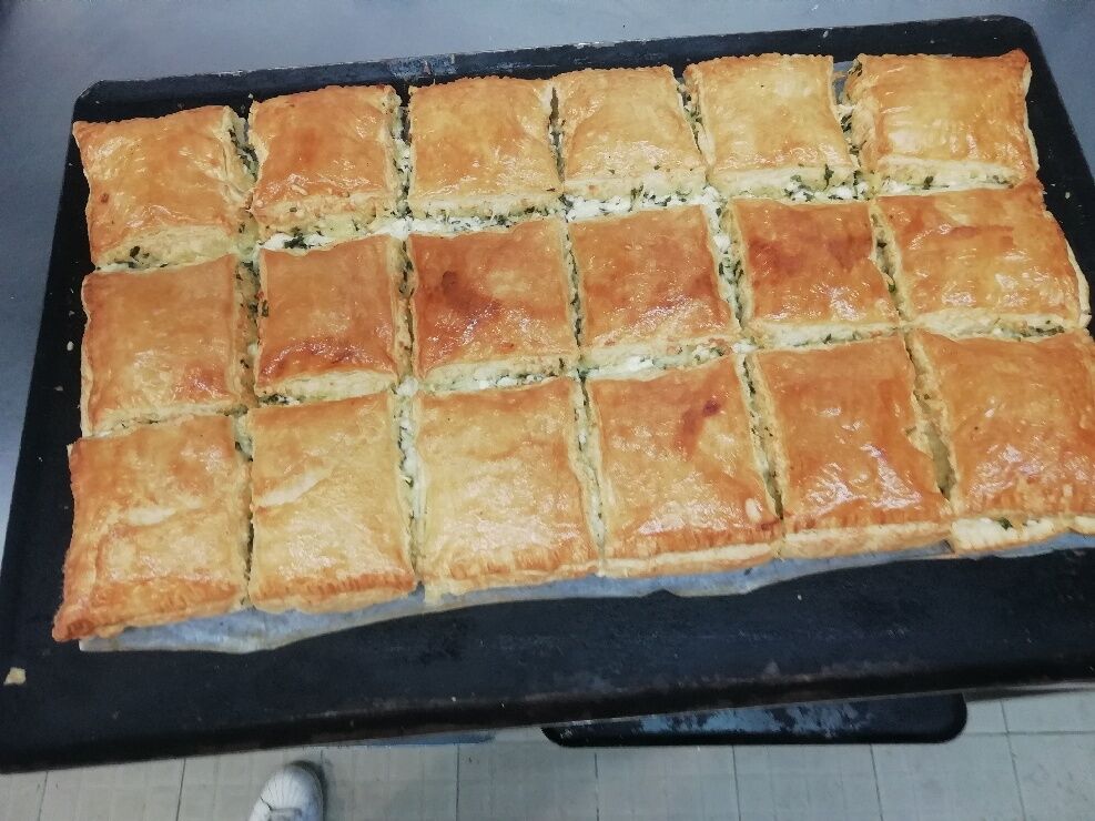 Beurek au fromage (spécialité arménienne - tous les mardi)