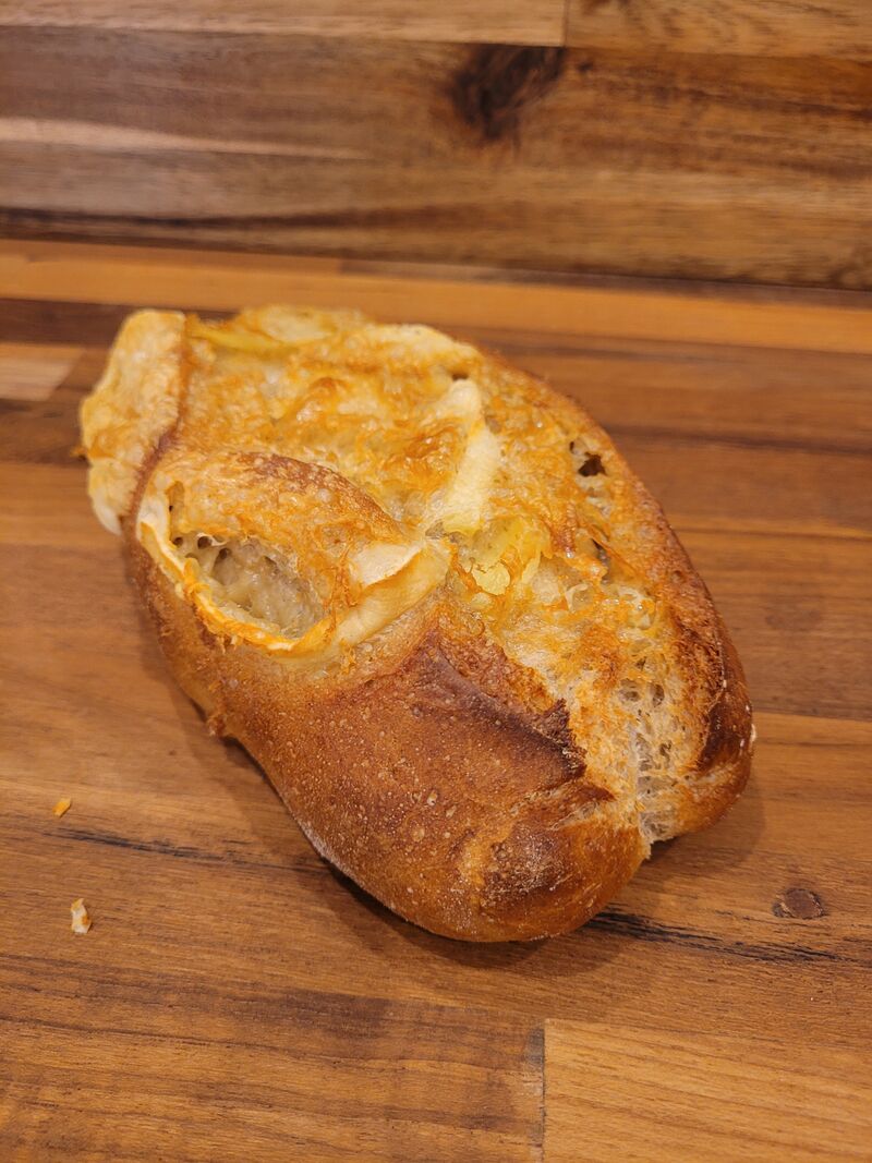 PAIN AU REBLOCHON