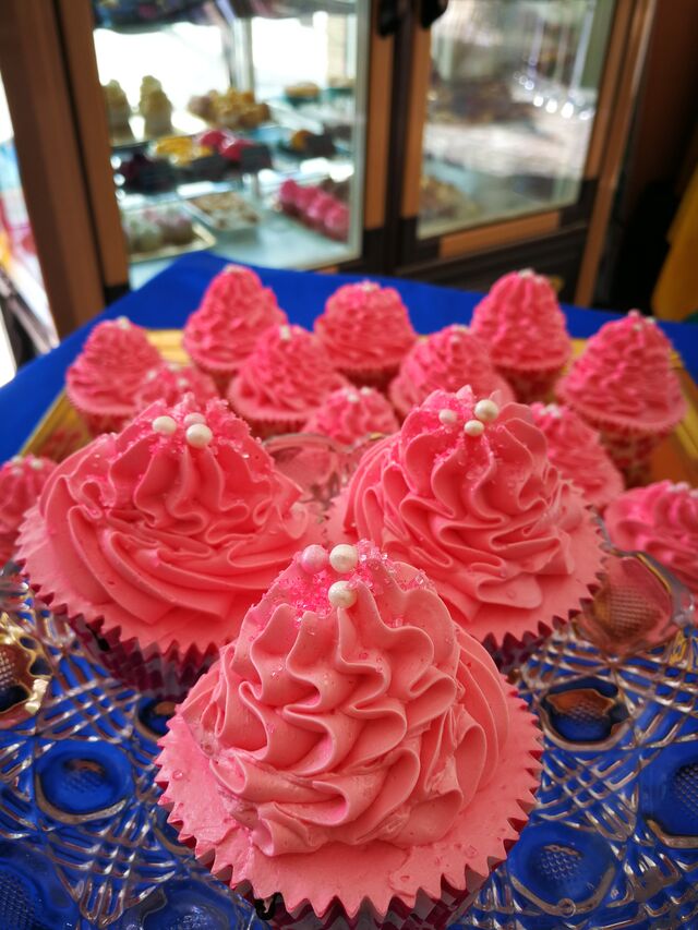 Cup Cakes de Fresa.
Bizcocho de Fresa con Mantequilla de Fresa.