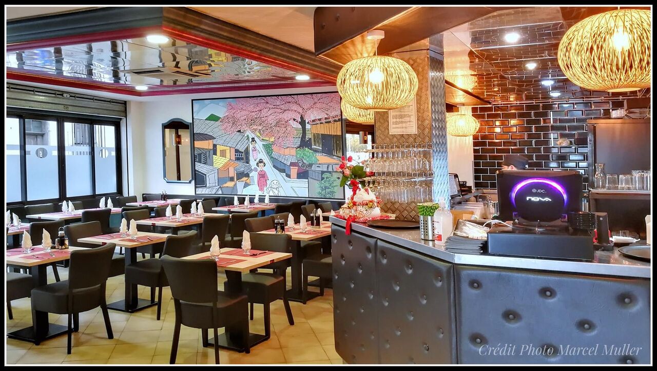 Le restaurant asiatique avec le licence restaurant 