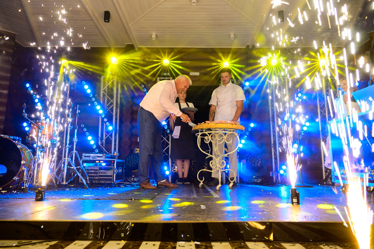 Відкриття гурт Без Обмежень