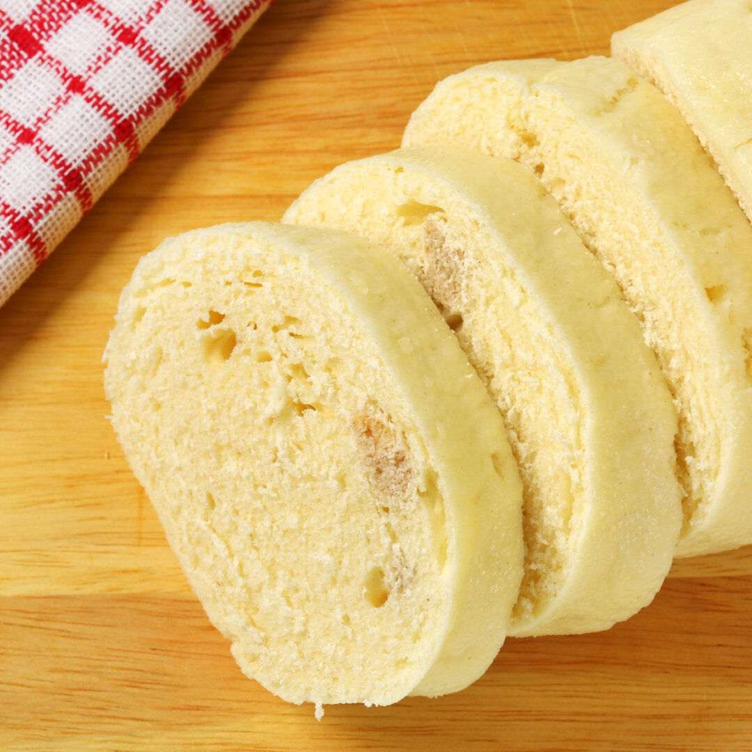 Houskový knedlík / 800g / 47,- Kč / 450g / 26,-Kč