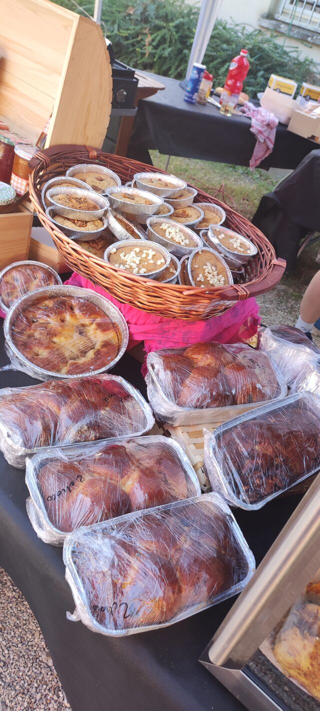 BRIOCHES - TARTES SUCREES 