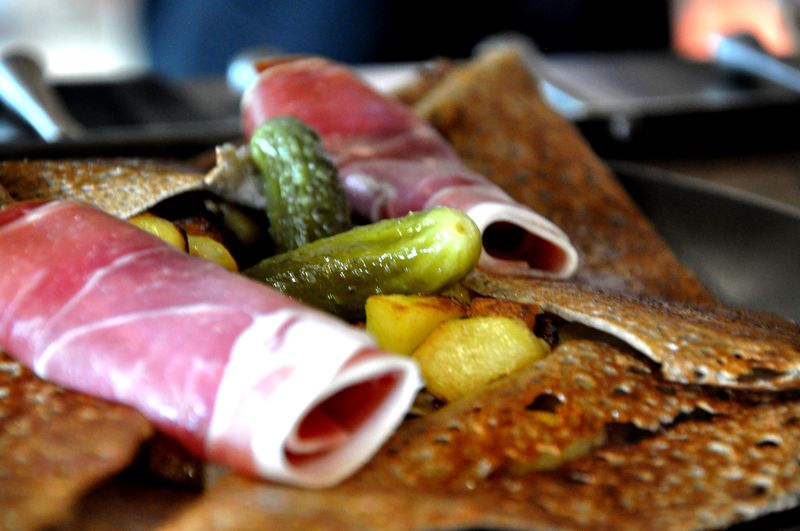 Galette Savoyarde . Restaurant Crêperie La Place, Conflans Ste Honorine .