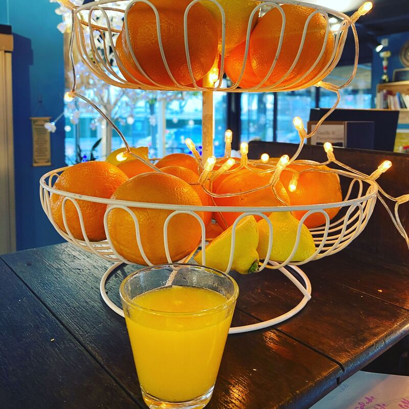 Un petit shot d'oranges pressées?