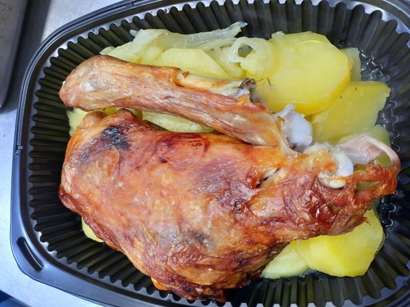 Paletilla de Cordero con Patatas Panaderas