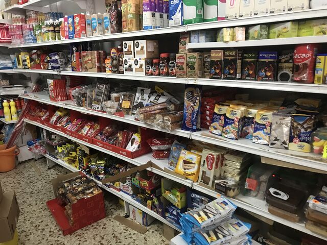 Todo clase de dulce 1€