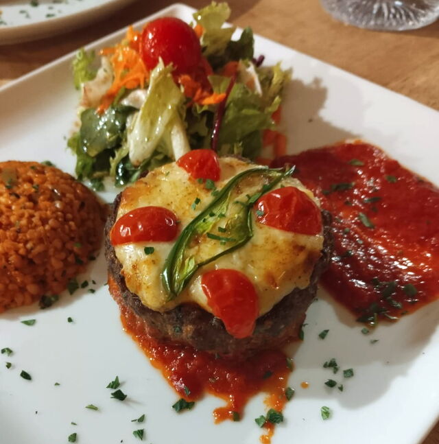 Viande haché farcie au caviar d'aubergine