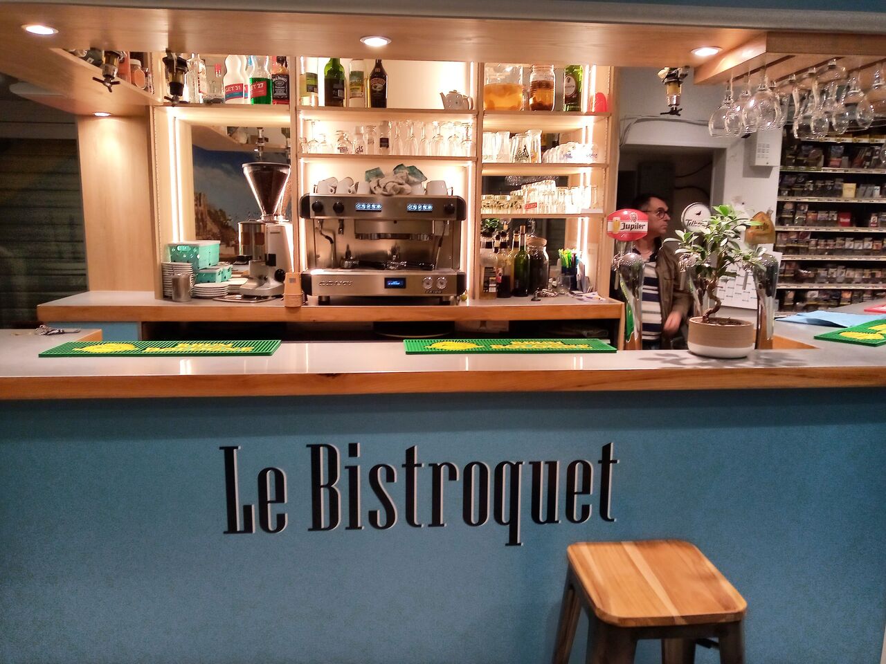 Le bar