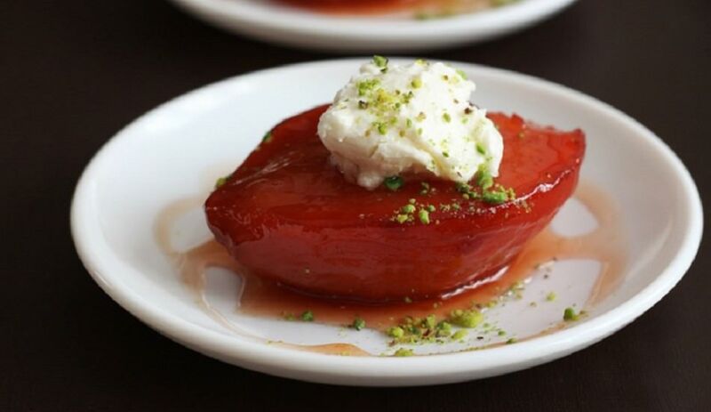 Kaymaklı Ayva Tatlısı - Quince Dessert with Cream
