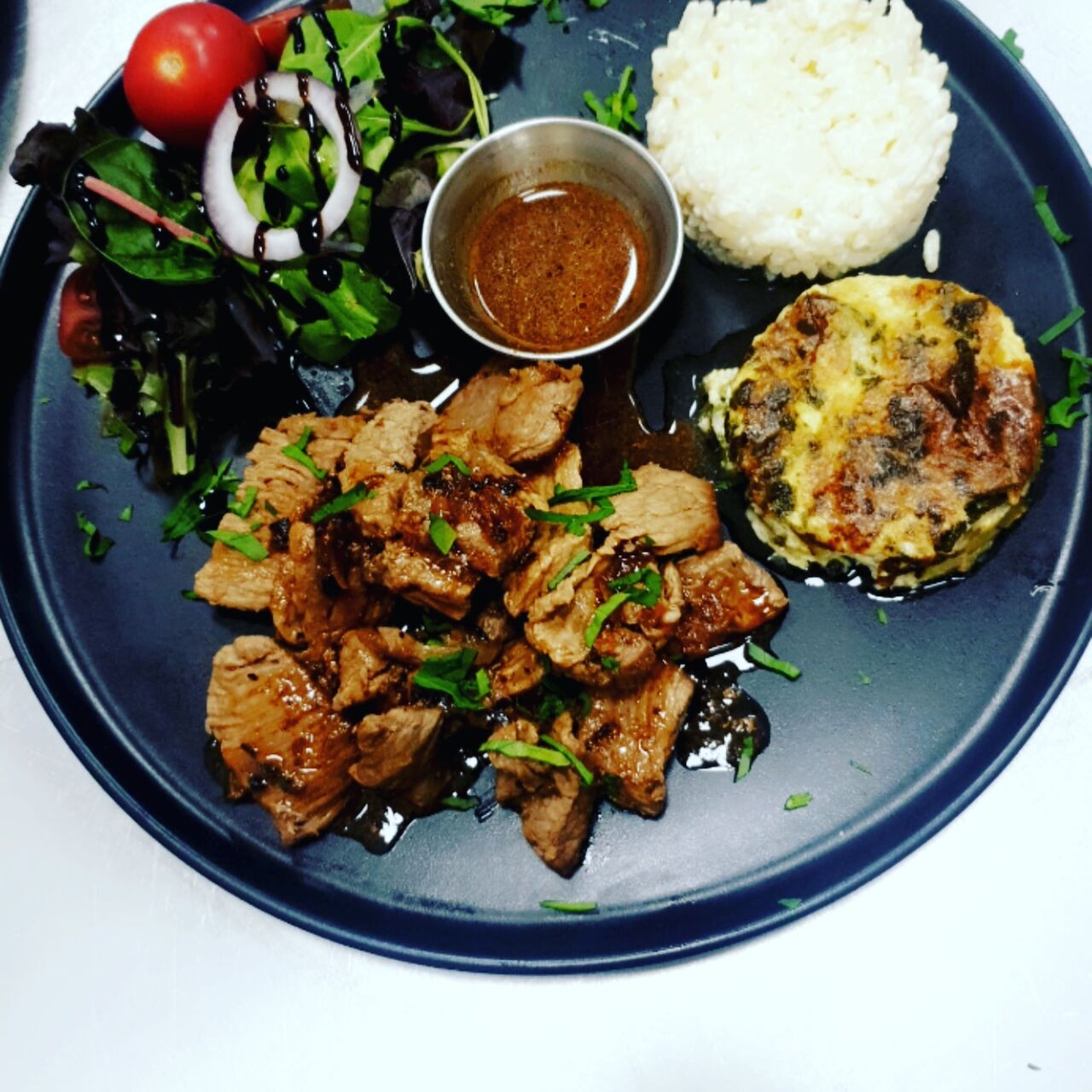 Plat menu 14,50e sauter de veaux sauce corsée 