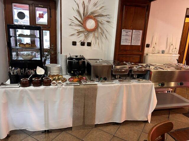 Den Ukrajiny 2024 - tradiční ukrajinské speciality 