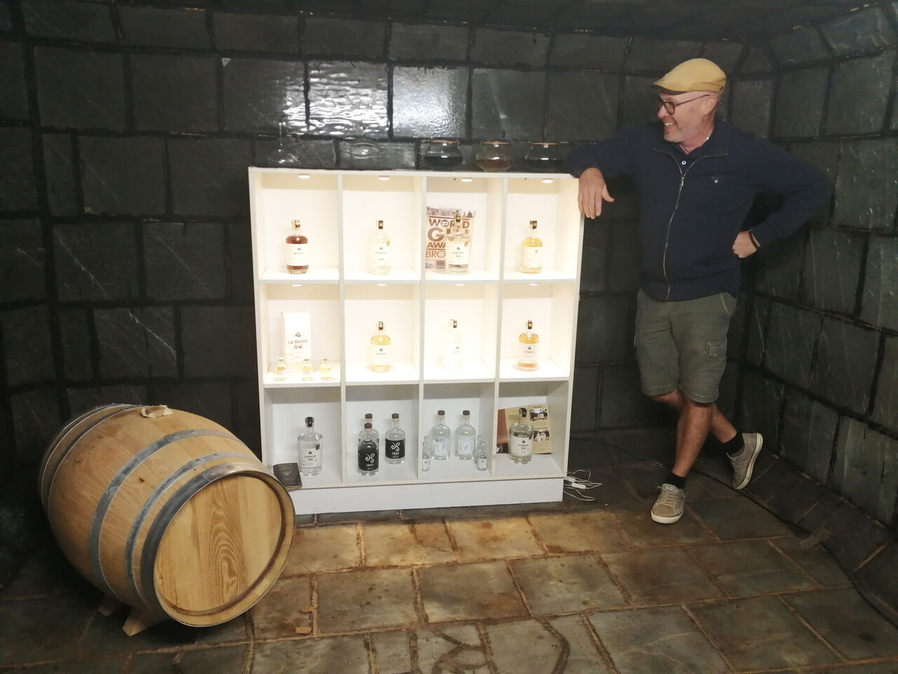 Distillerie Ar Roc'h. Gin, rhum et même pastis à rendre jaloux un marseillais n'ont aucun secret pour Sébastien.