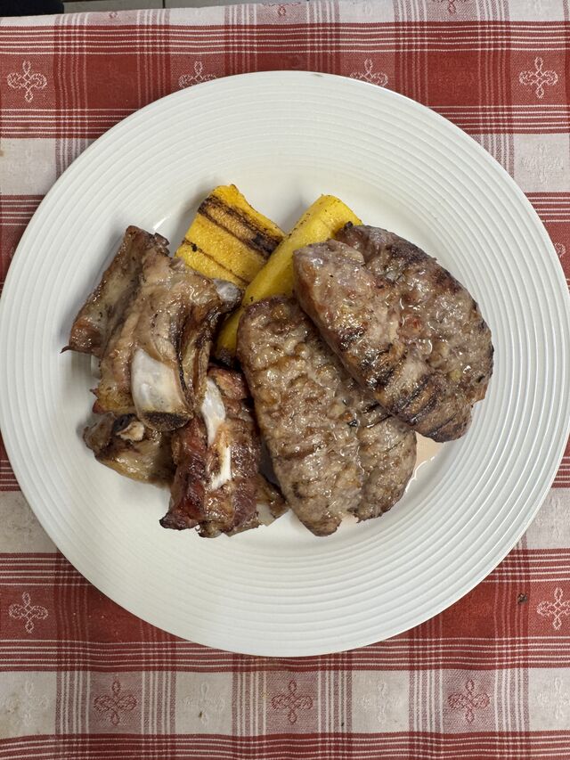 Costicine e salsicce