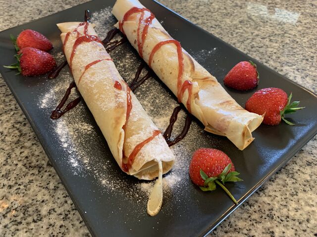 Ofenfrische Erdbeere-Röllchen