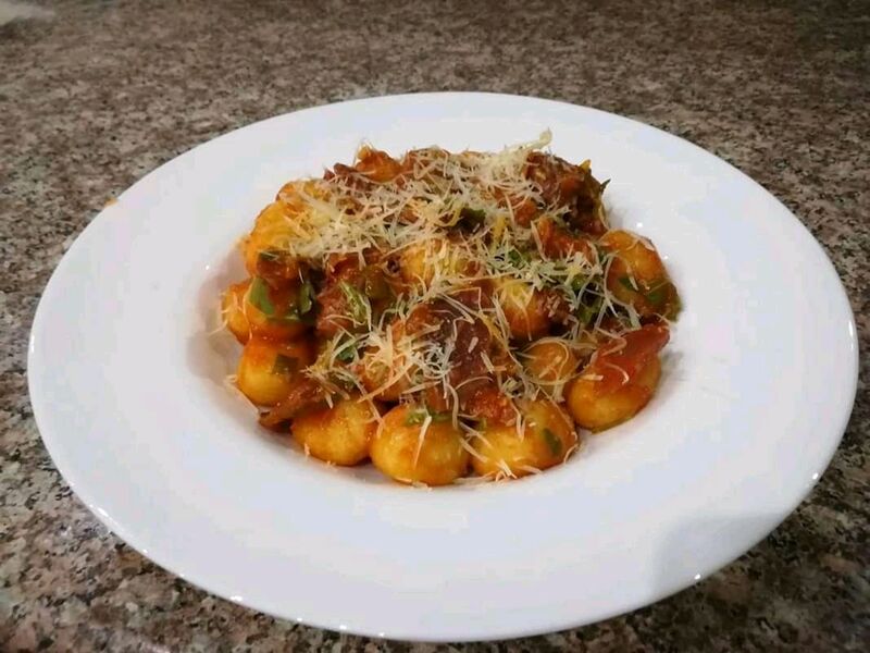 We have everything you need –great drinks, tasty dishes and an amazing ambience.Dig in to Croatian food in Split and try it out!