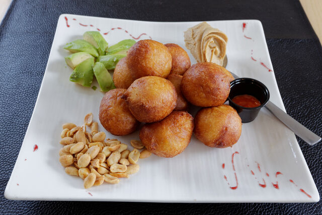 MIKATÉS BEIGNETS CONGOLAIS 