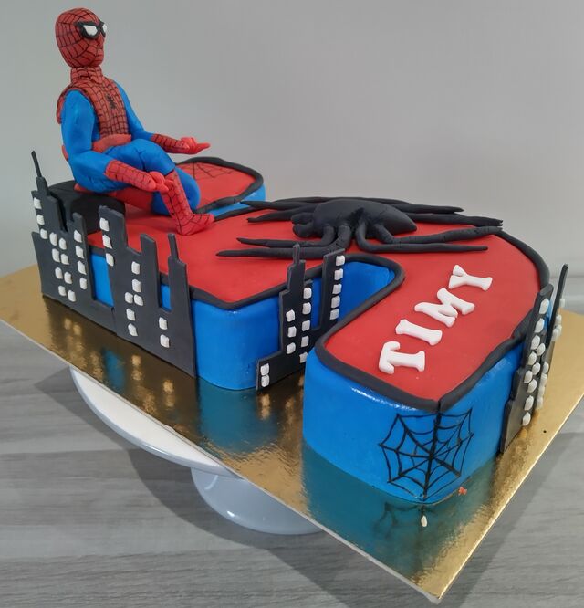 Gâteau Spiderman