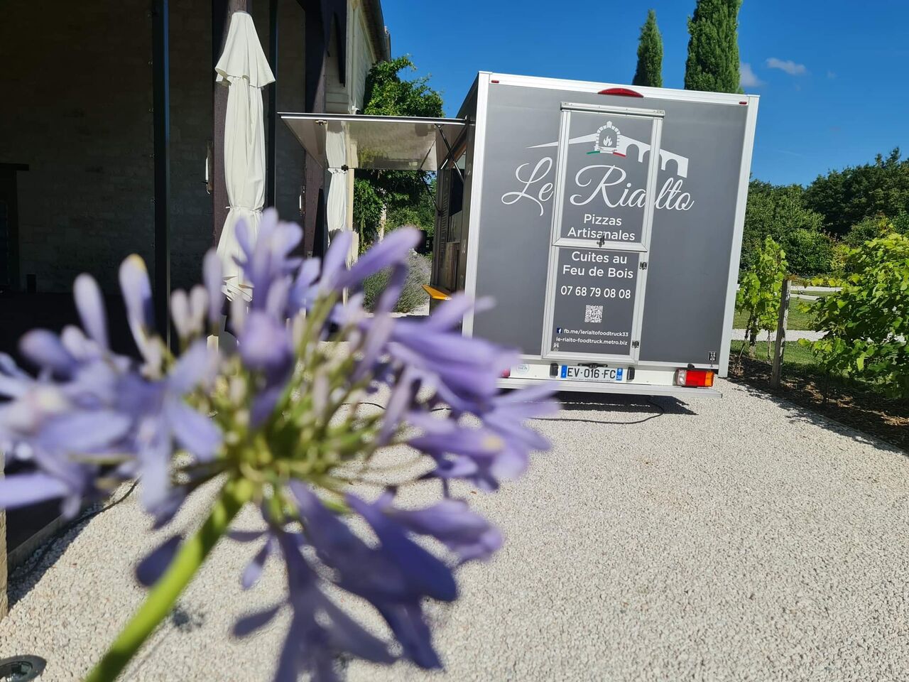 Veille de mariage d'Hillary et Giovanni au château Gassies à Latresne 