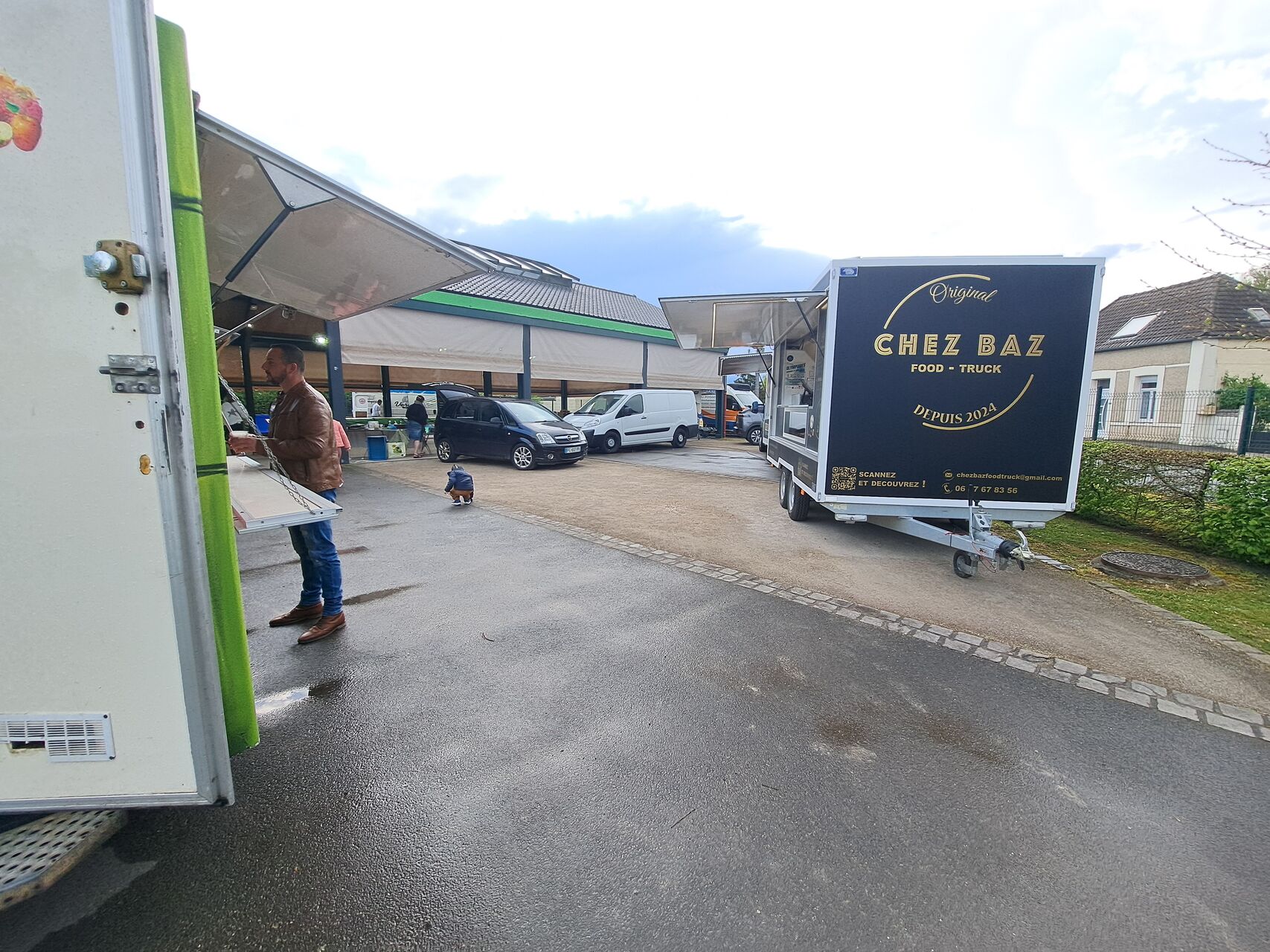 Participation le mardi et vendredi soir aux marchés locaux