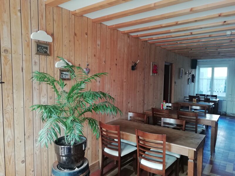 Salle petit déjeuner