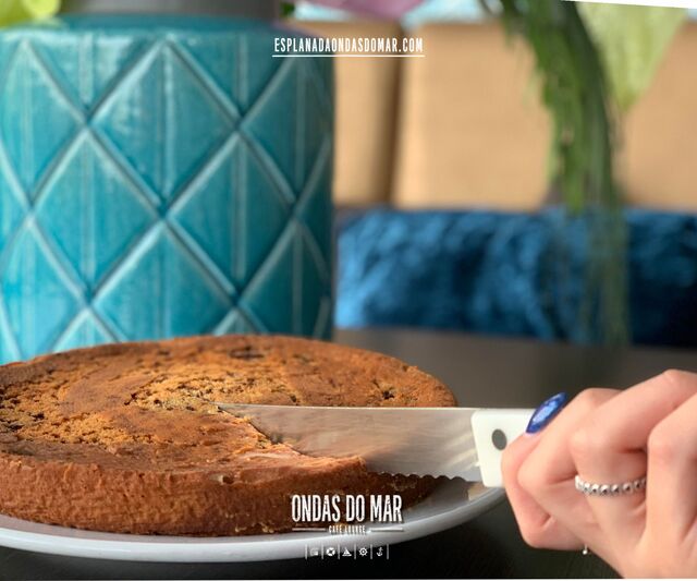 Bolo caseiro.
esplanadaondasdomar.com