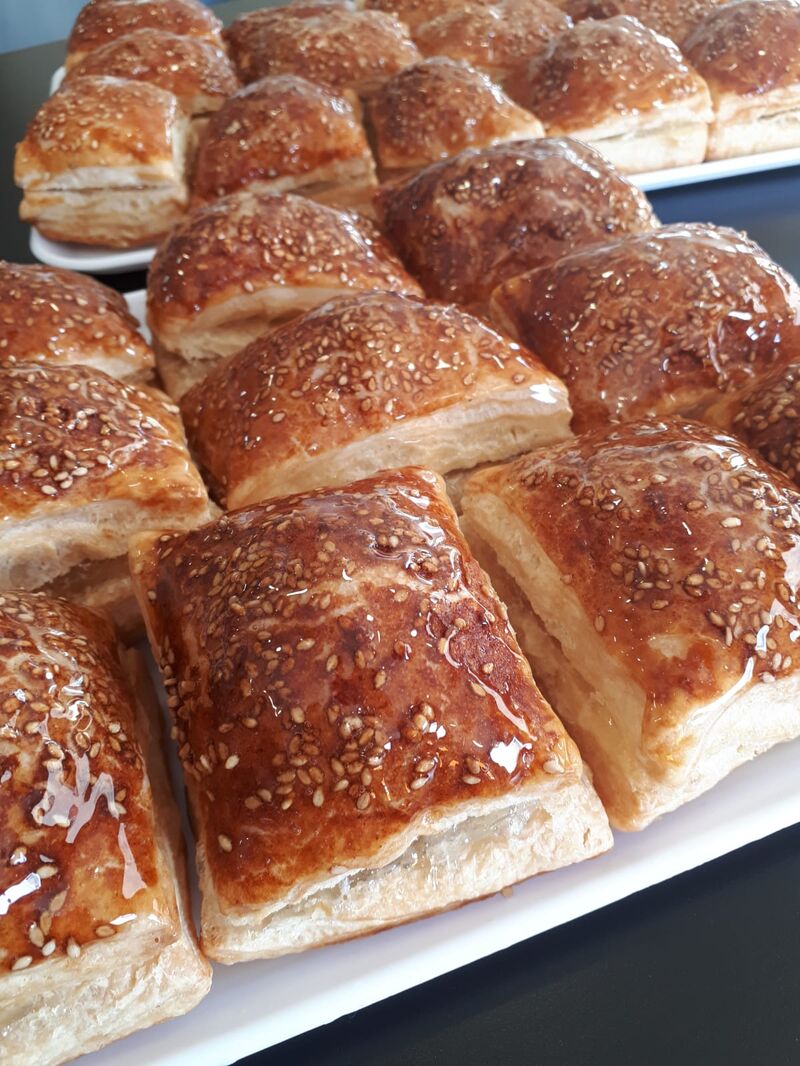 Cortadillos de hojaldre y sida un manjar 