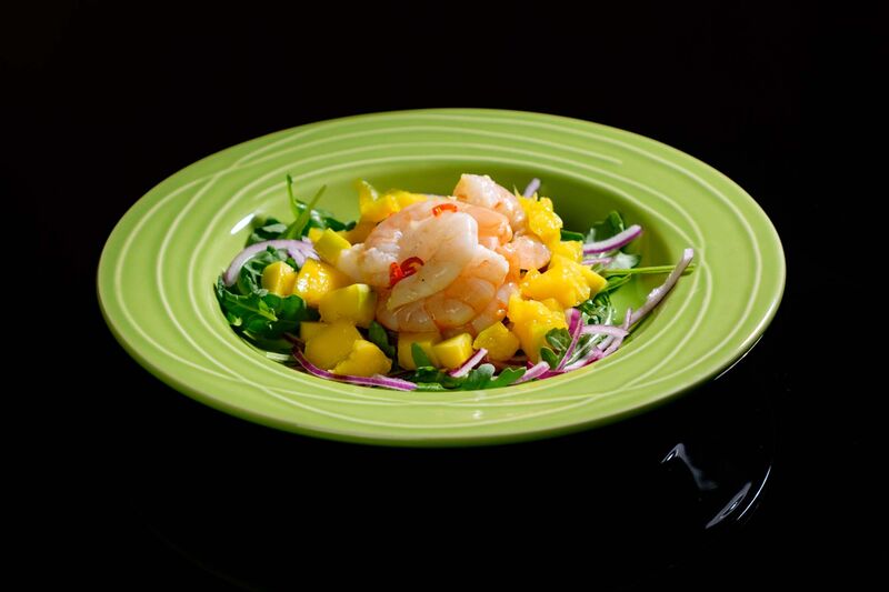 Ceviche de camarão e manga 