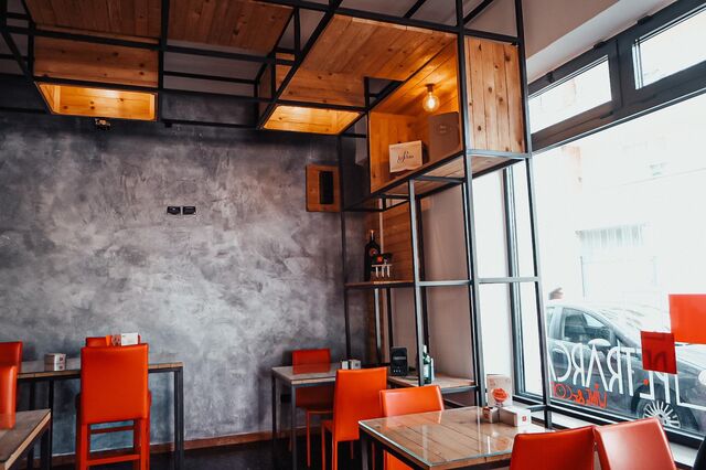 La calda atmosfera accogliente del nostro locale. 