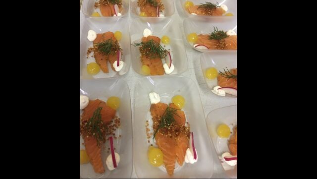 Receptiehapje/huisgemarineerde zalm met citrus