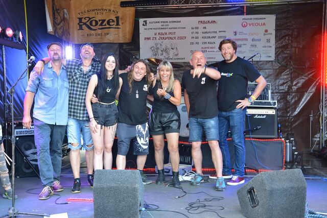 4.B. - PODĚKOVÁNÍ