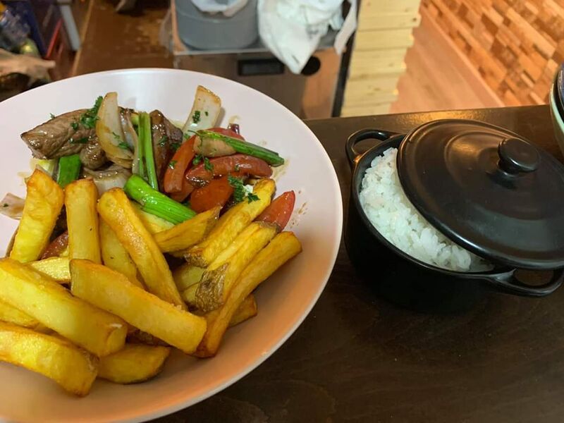 Lomo saltado 